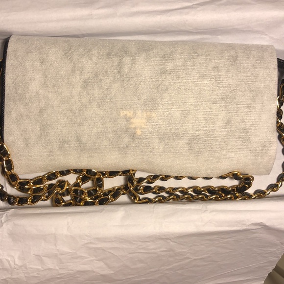 Prada clutch wallet with chain - Picture 9 of 11